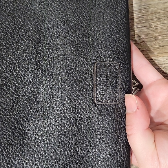 Fossil corssbody with matching wallet - Picture 4 of 8